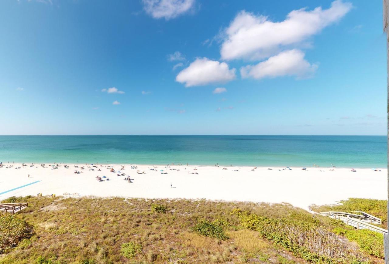Totally Renovated Beachfront Condo At Apollo! Marco Island Exterior photo