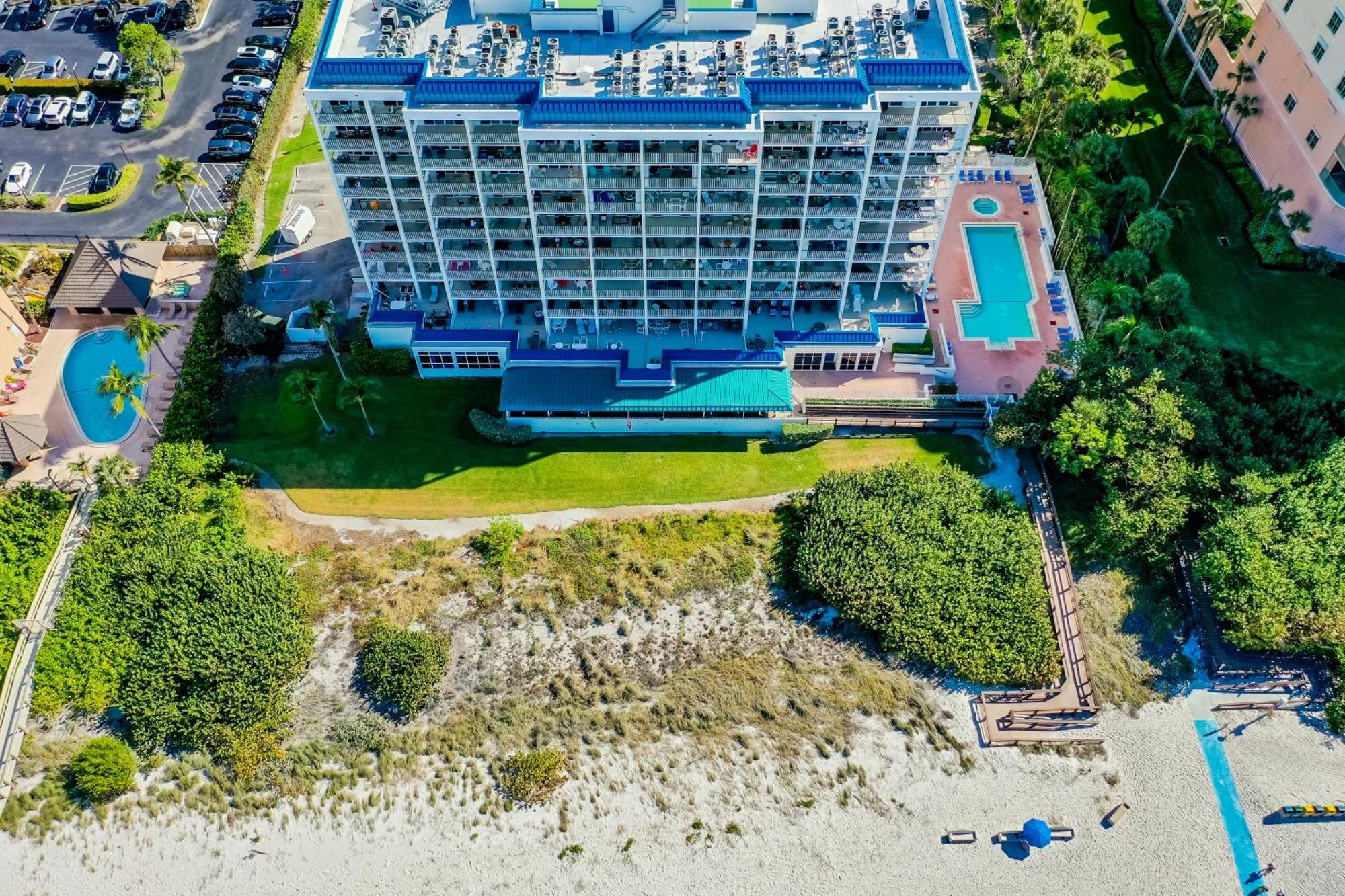 Totally Renovated Beachfront Condo At Apollo! Marco Island Exterior photo